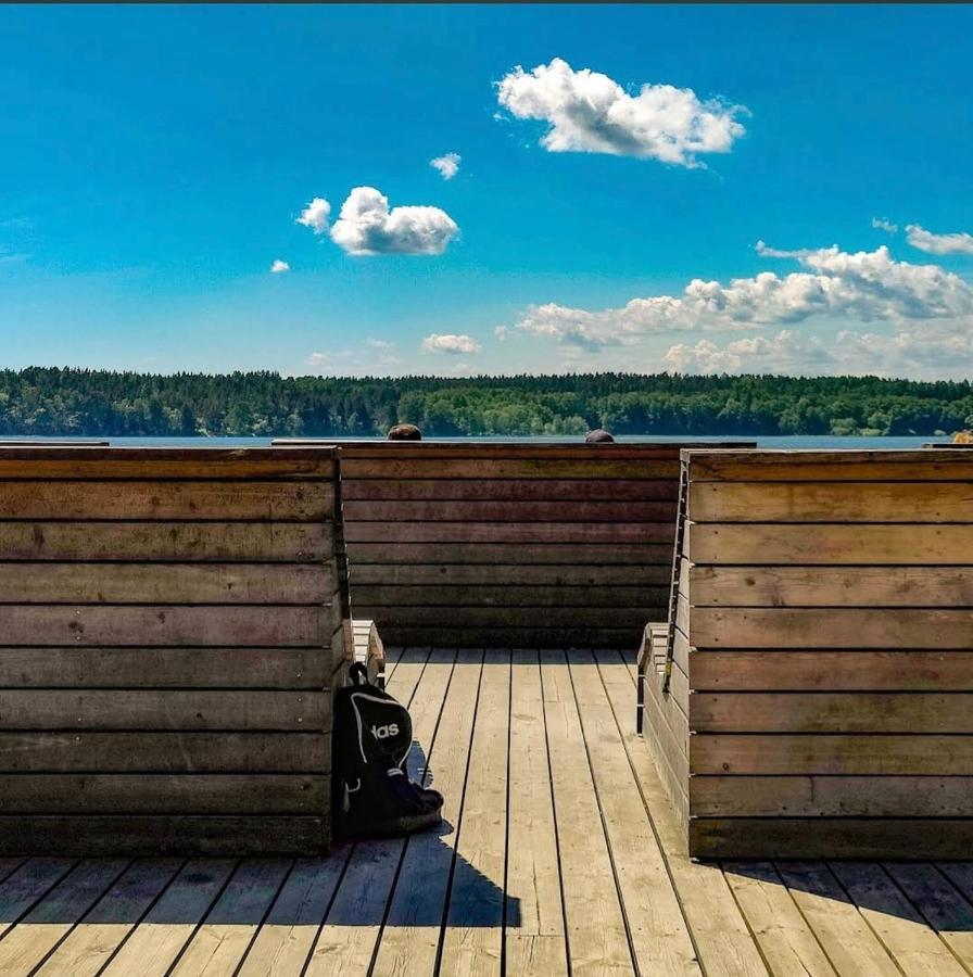 Close To The Metro And The Beach!!! With A View Of The Scandinavian Forest Stockholm Ngoại thất bức ảnh